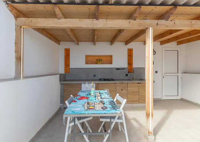 Casa Con Terraza Cerca Del Mar Nyaraló *