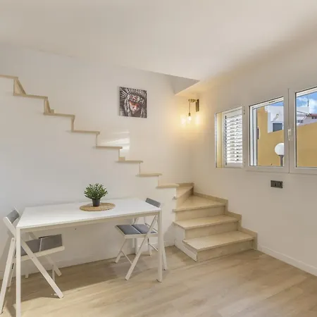 Casa Con Terraza Cerca Del Mar * Telde